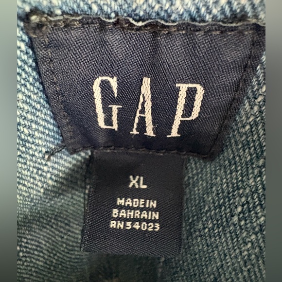 Vintage Distressed GAP Blue Jean Jacket Classic Denim Style - Picture 5 of 9